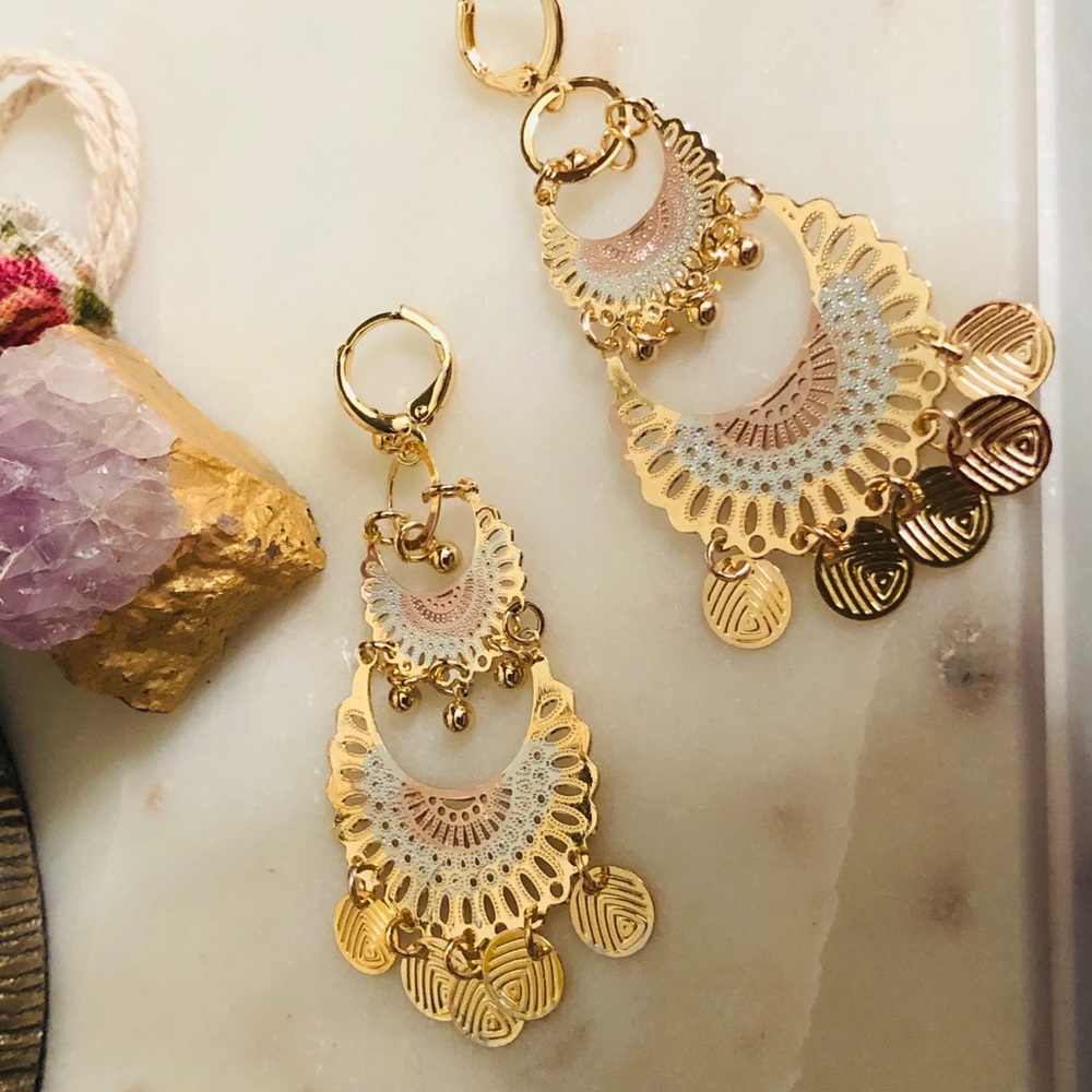 Chandelier style earrings
